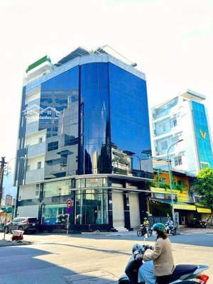 siêu vị trí ngay vòng xoay lương đình của q.2 - (8x25m) - hầm 5 lầu- hđt 230tr - giá siêu tốt 65tỷ