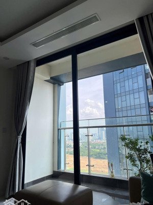 hàng hiếm toà s4 sunshine city căn 3 ngủ - 105m2- 2 ban công, 9,8tỷ ( view quảng trường )