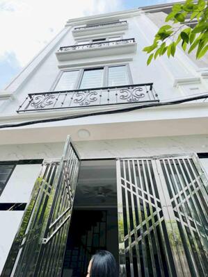 Bán nhà đẹp Phương Mai, Đống Đa, ôtô, 46mx4t, 10.8 tỷ, 0985696268