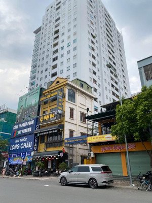 nhà đất vàng rộng 8m - mặt phố thuỵ khuê - tây hồ - lô góc view hồ tây gió mát không có mảnh thứ 2