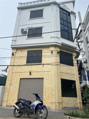 ngã_tư_nhổn #gần kđt #hinode diện tích 36m2 5tầng ôtô vào nhà - ngõ kinh doanh