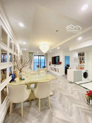 bán căn 4pn/130m2 , căn góc rất hiếm , tầng 18, hướng nam, full nội thất imperial giải phóng
