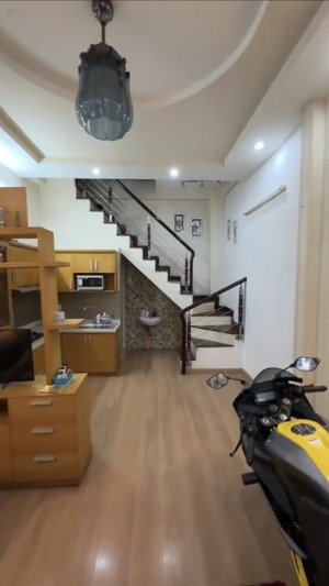 5 tỷ tl nhà 4 tầng kiên cố sát hẻm xe hơi nguyễn thượng hiền bình thạnh sổ riêng hoàn công