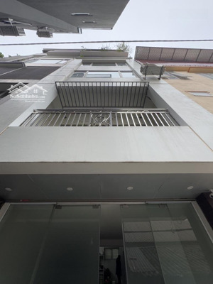 cầu diễn -dân xây -6 tầng -62m -mt 4m7 -ô tô đỗ của -kinh doanh tốt-14tỷ2