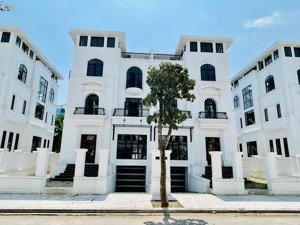 bán biệt thự louis city hoàng mai, diện tích 266.8m2, vị trí đẹp, hàng hiếm lh 