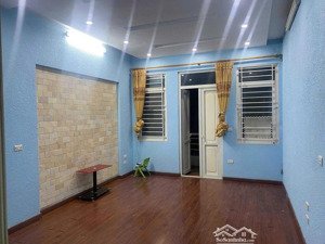 bán nhà ngõ 123 trung kính, trung hòa, cầu giấy 45m2, mt 3.5m nhà 4 tầng đồ cơ bản giá 9.5 tỷ