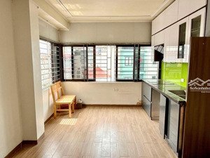 bán nhà cổ nhuế 65m2, 6t, thang máy, 10p, dòng tiền 50tr/tháng, pháp lý rõ ràng, giá tốt có tl