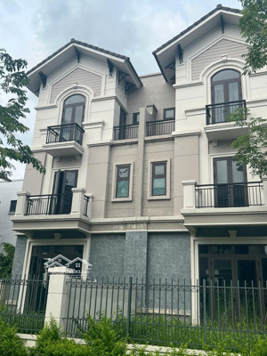 bán biệt thự song lập 135m2 - centa city bắc ninh