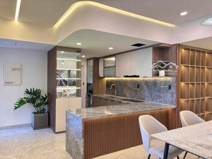 cần bán căn hộ grand view a nguyễn đức cảnh, đối diện trường ssis- 120 m2- 10.8 tỷ