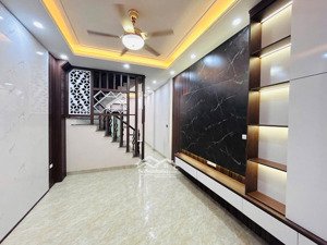 cực hiếm! nhà đẹp phân lô phố lương định của, đống đa, ô tô đỗ cửa, 42m2, 4 tầng, giá chỉ 10.8 tỷ