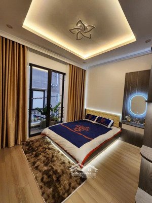 bán nhà tại kim giang, 7 tầng có thang máy, đẹp mộng mơ - một bước ra phố - ở ngay