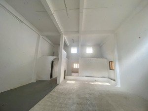 cho thuê mặt bằng đường tạ uyên quận 5.