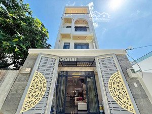 siêu phẩm nhà phố 3 tầng có 1 thang máy đẳng cấp m fullu nội thất -dòng tiền ổn định 50 triệu