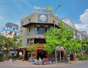 cho thuê cửa hàng mặt phố trần văn lai lô góc 200m² x 4 tầng , dễ nhận diện thương hiệu