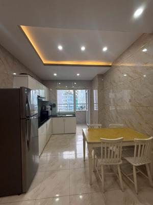rẻ nhất thị trường - view xéo biển - kề góc - tòa oc1b. lh 