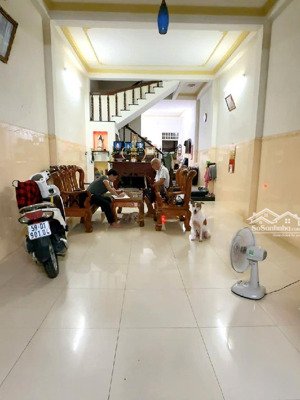 bán nhà tân phú - khu vip gò dầu, tân sơn nhì - xe hơi vào nhà - dân trí cao - 4.2x19 - 3 tầng