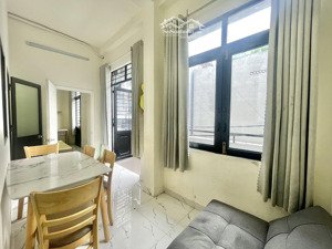 cho thuê căn hộ 2 phòng ngủ ban công ngay cầu vượt hoàng hoa thám - cộng hoà