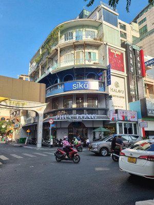 góc 2 mặt tiền cách mạng tháng tám, quận 3 - dt 10 x32m - 5 tầng - hdt 280 triệu - giá 51 tỷ tl