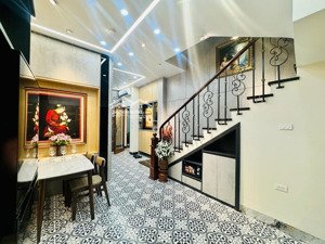 bán nhà phố hoa bằng 35m2 7.6 tỷ 3 mặt thoáng ngõ thông ôtô-nhà mặt ngách 3 gác đỗ tránh cực hiếm