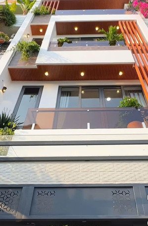 bán nhà bàu hạc 7 sát nguyễn văn linh, gần sân bay