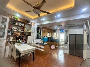 bán căn góc 3 ngủ toà ct3 ban công đông nam - giá cực hấp dẫn - sổ đỏ cất két lh 