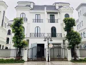 hàng hiếm! song lập 150m hướng đn, xây 77m/sàn chỉ 30 tỷ tại vin ocp1 gia lâm. chủ cần tiền bán gấp