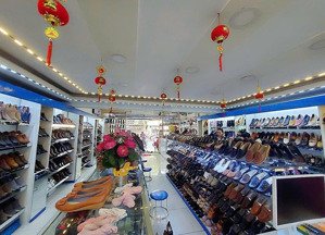 mtkd sầm uất nhất nơ trang long bình thạnh- sát bệnh viện ung bướu- nhà 5 tầng-5.5x14m chỉ 23 tỷ