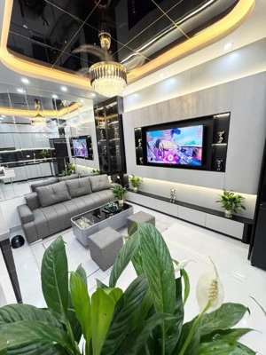 bán gấp nr 30m2, 3pn, 4wc tại trần khát chân, thanh nhàn, hai bà trưng, 6,45 tỷ