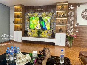 bán nhà dân xây 6 tầng thang máy ô tô vào nhà kinh doanh đường thông các ngả