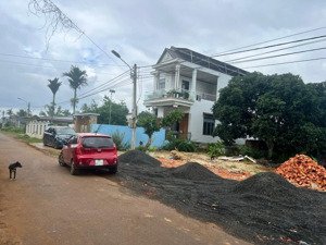 đất đường krong a eatu - thông từ chợ eatu qua vành đai ql14-26 (12.7 x 40m) 3.7 tỷ
