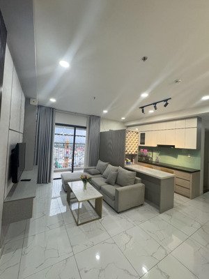chính chủ bán 3pn 96m giá 2.7ty bao full tặng nội thất sổ sẵn nhà mới view trực diện hồ bơi ốc đảo