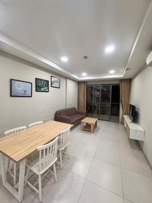 cho thuê c/c gold view - 80m2 2pn2wc - full nt - giá 17tr/tháng