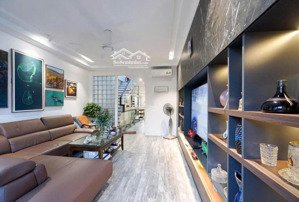 nhà phố vip- có một không hai - chu huy mân - cạnh vinhomes riverside, aeon mall