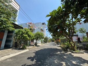 bán lô đất 2 mặt tiền ngang 8m đường đông trà 2, gần khu đô thị fpt và làng đại học