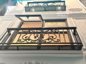 cần bán! vương thừa vũ ngay mặt ngõ rộng, 40m², nhà đẹp hơn người yêu cũ