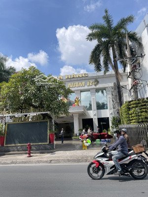 chuyển nhượng mặt tiền lê trọng tấn, sơn kỳ, tân phú - 18x42m - 3 tầng. hđt 230tr/tháng - giá 66 tỷ