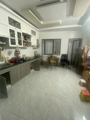 nhà mới 99% hẻm 4m hậu giang 4x16 1 trệt 2 lầu 1t như hình