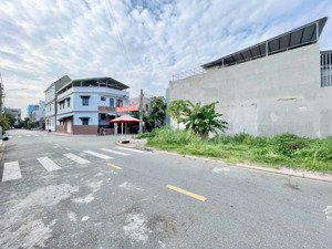 bán đất 2 mặt tiền kdc lê phong, tân bình, dĩ an gần ngã tư chiêu liêu