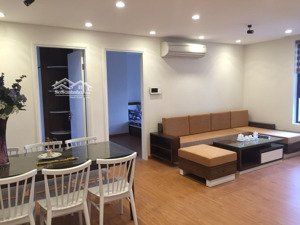 chính chủ cho thuê chcc liễu giai tower, 26 liễu giai, 73m2, 2pn, đủ đồ giá 16 tr/th.lh 