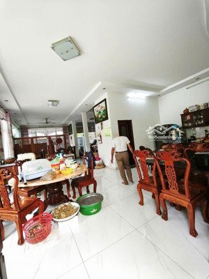 bán gấp biệt thự 240m2 khu dân cư vip thới an- ngay cổng ubnd quận 12