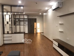 cho thuê căn hộ tại chung cư ct1 ở tp giao lưu, căn hộ 70m2, có ban công + lô gia, phí dv cực rẻ
