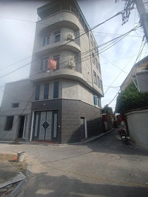 gặp khó khăn cần bán nhà riêng tại vân nội, s 48m2 x 5 tầng, lô góc -vị trí kd ok. chỉ 5 tỷ .