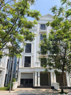 bán nhà phố manhattan vinhomes grand park giá tốt hơn thị trường 520%, từ 14,4 tỷ/ căn nhà phố