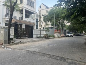 chính chủ cần bán lô đất 163m liền kề khu đô thị hà phong