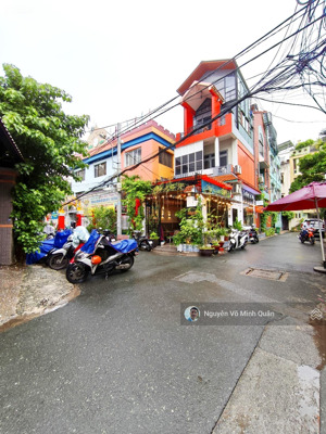 nhà đẹp 3 tầng bàu cát trương công định.tân bình.dt 4.5mx17m.đường nhựa ôtô thông. 50m ra mặt tiền