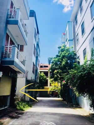 chính chủ cho thuê nhà liền kề kđt nam la khê, bông đỏ, 368b quang trung, hà đông, 70m2