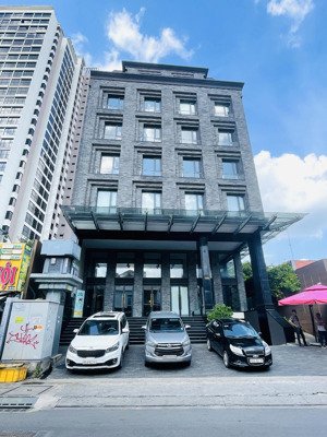 rẻ 20% bán ngay mặt tiền quốc hương q2 15x20m. hầm 7 tầng.~1000m2 sàn. hđt 350tr/th. giá 75 tỷ