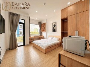 studio ban công view landmark81 - full nội thất mới, thang máy, hầm xe - vị trí trung tâm giáp q1