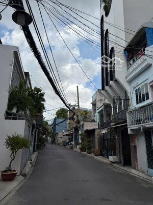 bán gấp nhà riêng 3pn, 3wc tại đường kênh tân hóa, phú trung, tân phú, 5,9 tỷ, 50m2