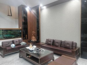 bán nhà võng thị - tây hồ, lô góc, gần phố, 90m2 x 3 tầng, giá 20.9 tỷ